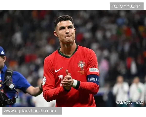 探索那些鲜为人知的足球明星名字背后的故事与传奇